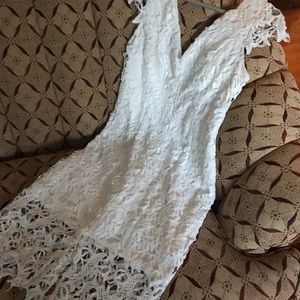 NWT Nikibiki White sheath dress with crochet laceL